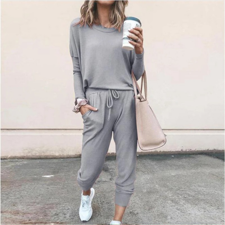 Nylie Relaxed Jogger Lounge Set