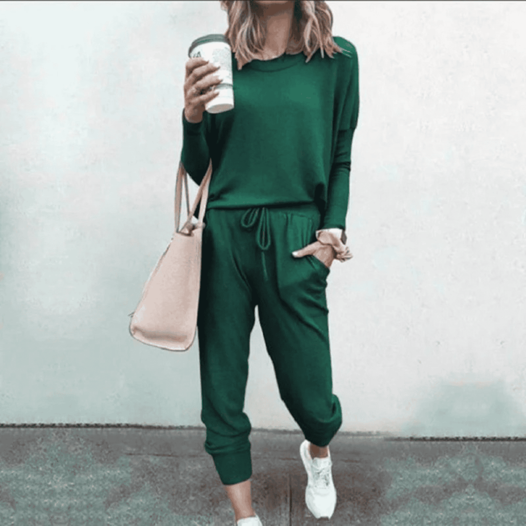 Nylie Relaxed Jogger Lounge Set