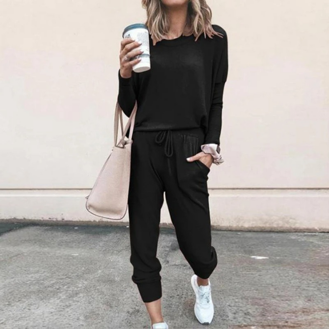 Nylie Relaxed Jogger Lounge Set