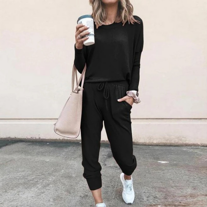 Nylie Relaxed Jogger Lounge Set