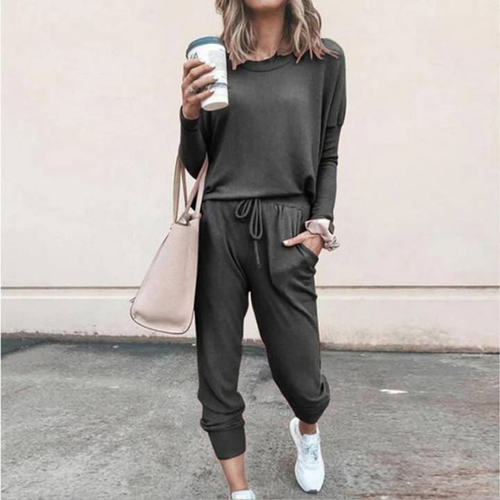 Nylie Relaxed Jogger Lounge Set