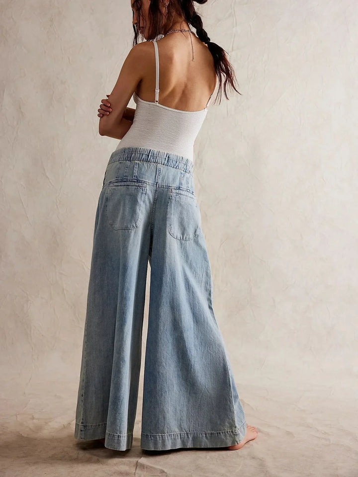 Aria Pull-On Chambray Jeans
