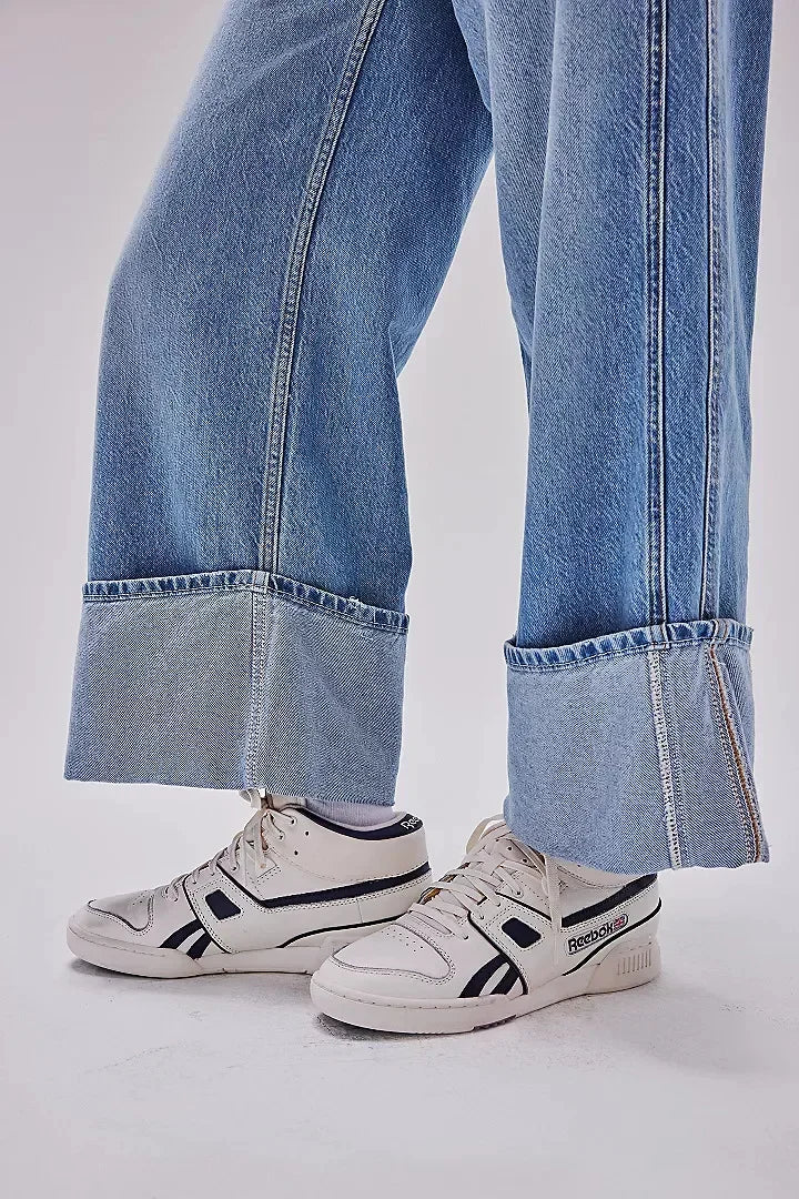 Sienna Vintage Straight-Leg Denim Jeans